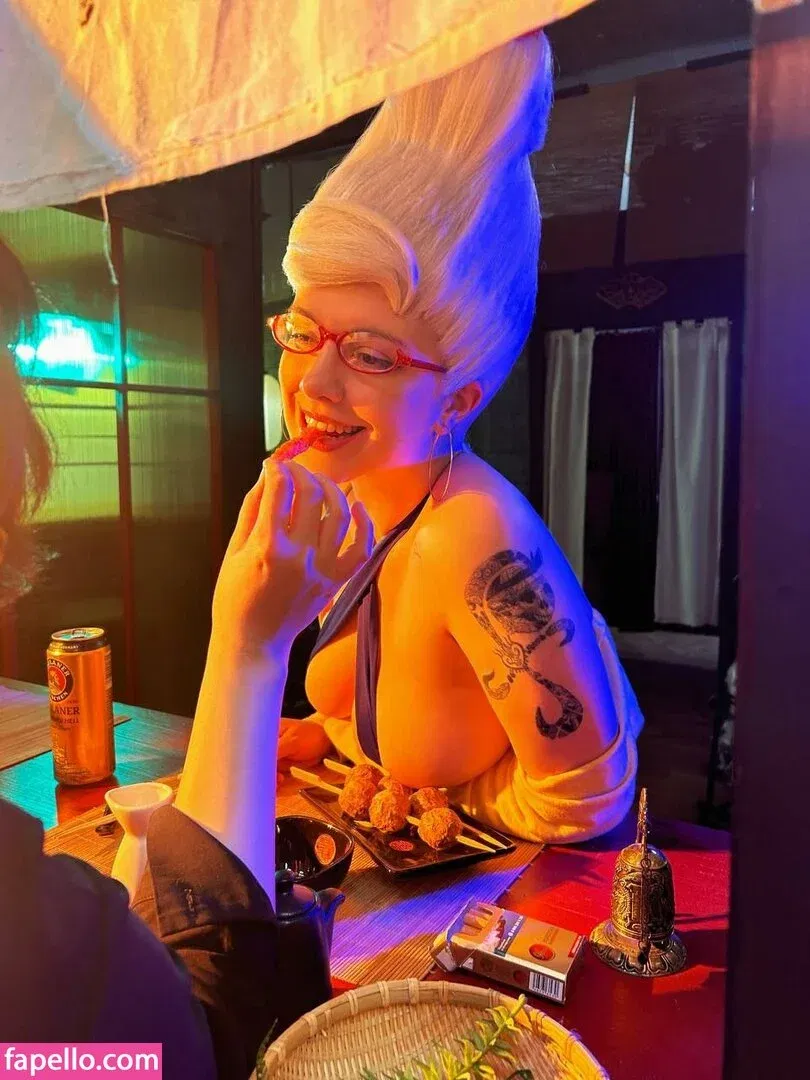 awesomi Onlyfans Photo Gallery 