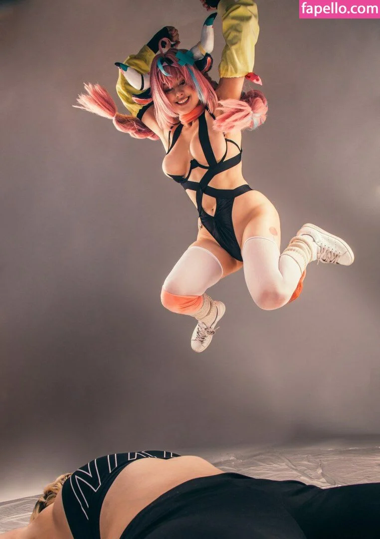 awesomi Onlyfans Photo Gallery 