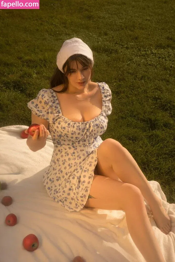 awesomi Onlyfans Photo Gallery 