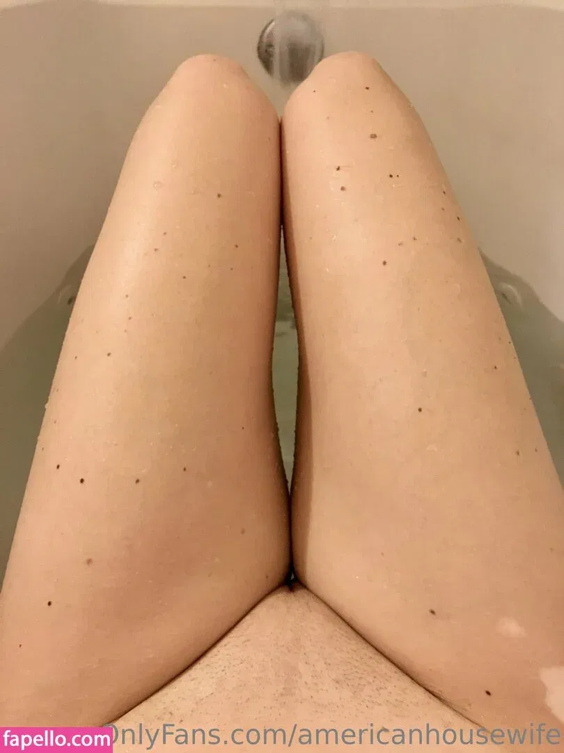 americanhousewife Onlyfans Photo Gallery 