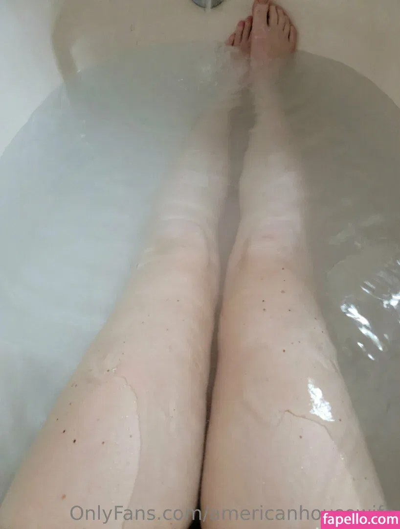 americanhousewife Onlyfans Photo Gallery 