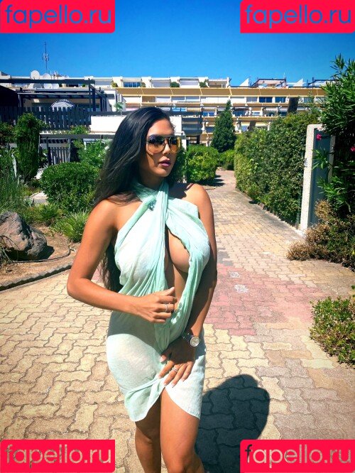 jyoffe Onlyfans Photo Gallery 