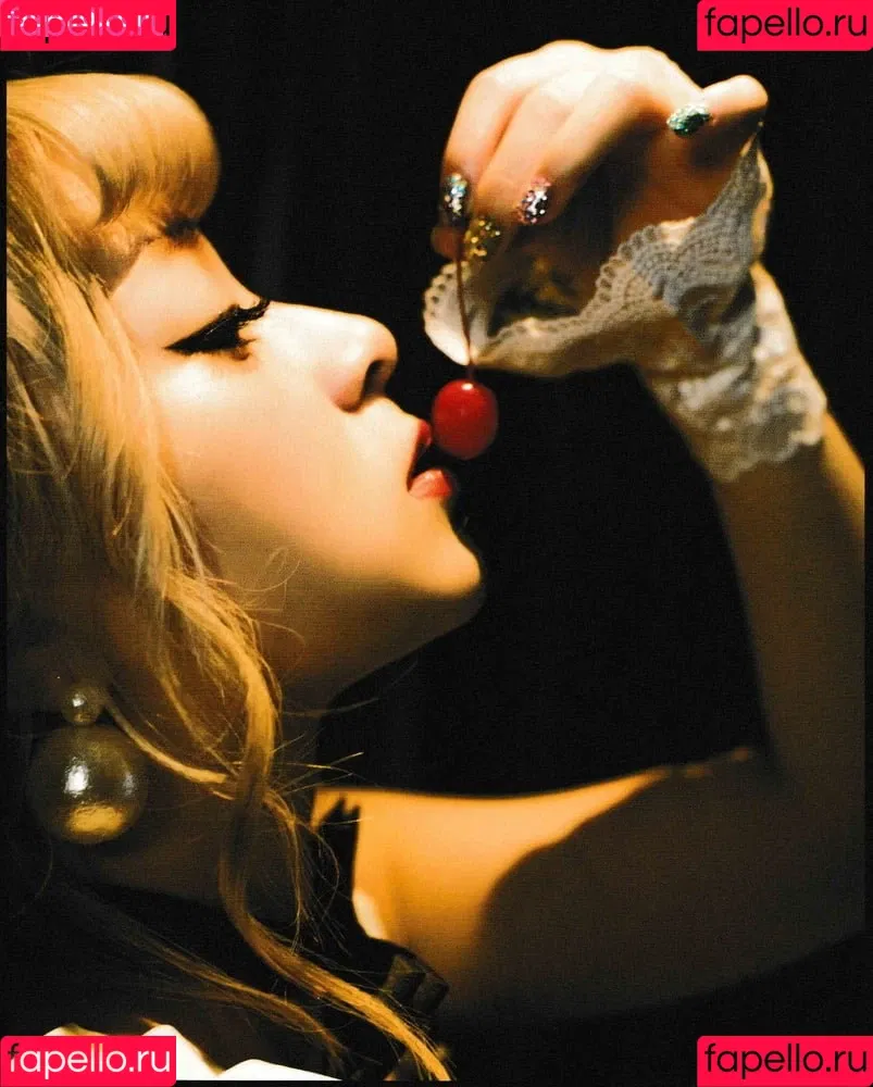 Mizuhashi Mai Onlyfans Photo Gallery 