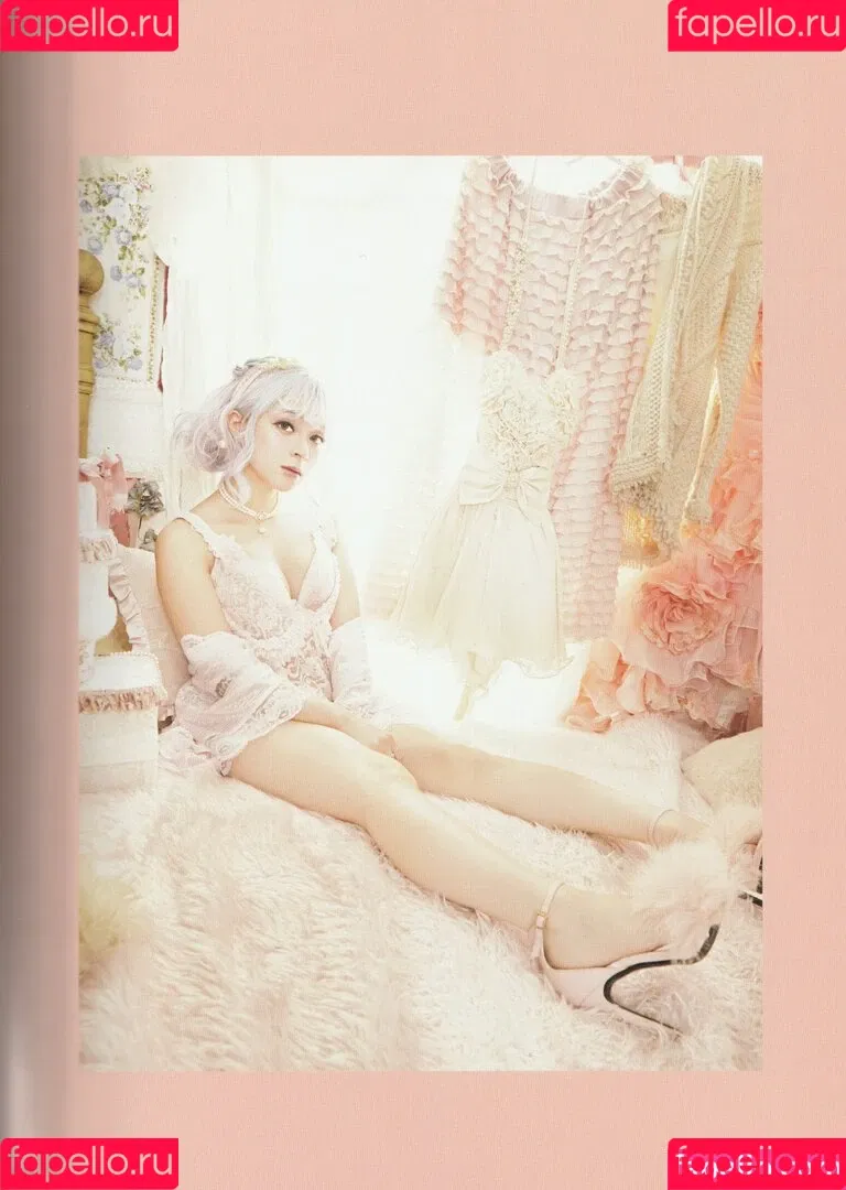 Mizuhashi Mai Onlyfans Photo Gallery 