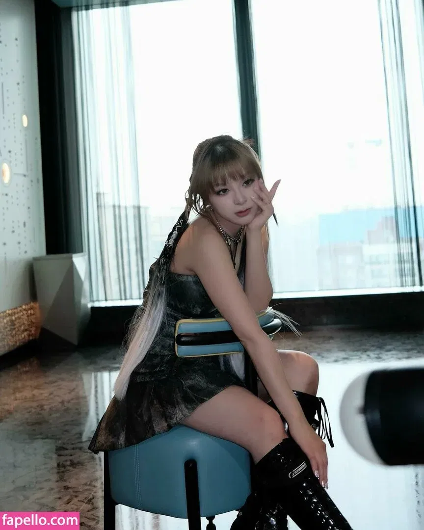 Mizuhashi Mai Onlyfans Photo Gallery 