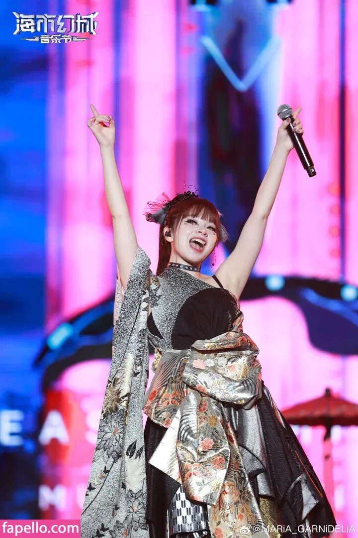 Mizuhashi Mai Onlyfans Photo Gallery 