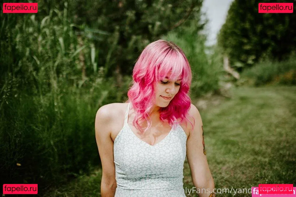 brattty.succubus Onlyfans Photo Gallery 