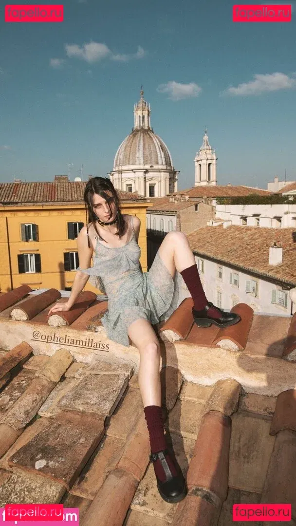 Alice Pagani Onlyfans Photo Gallery 