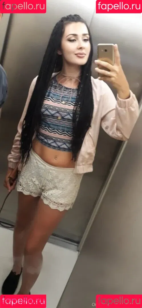 Lisa Licentia Onlyfans Photo Gallery 