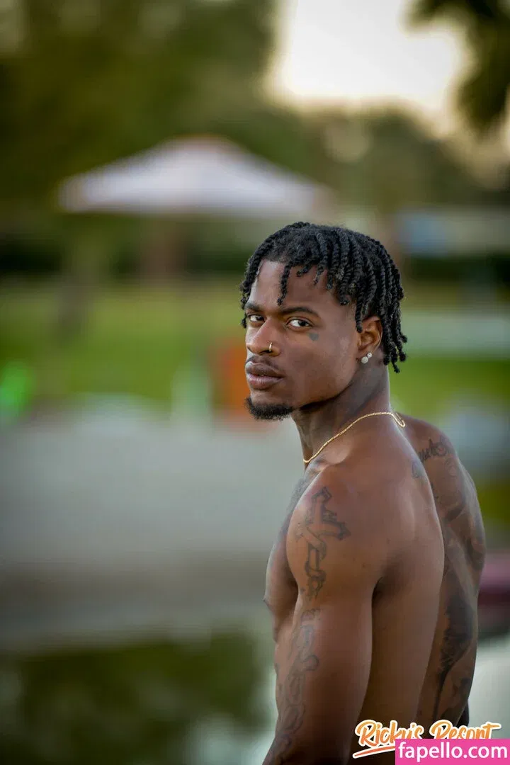 Ari Alectra Onlyfans Photo Gallery 