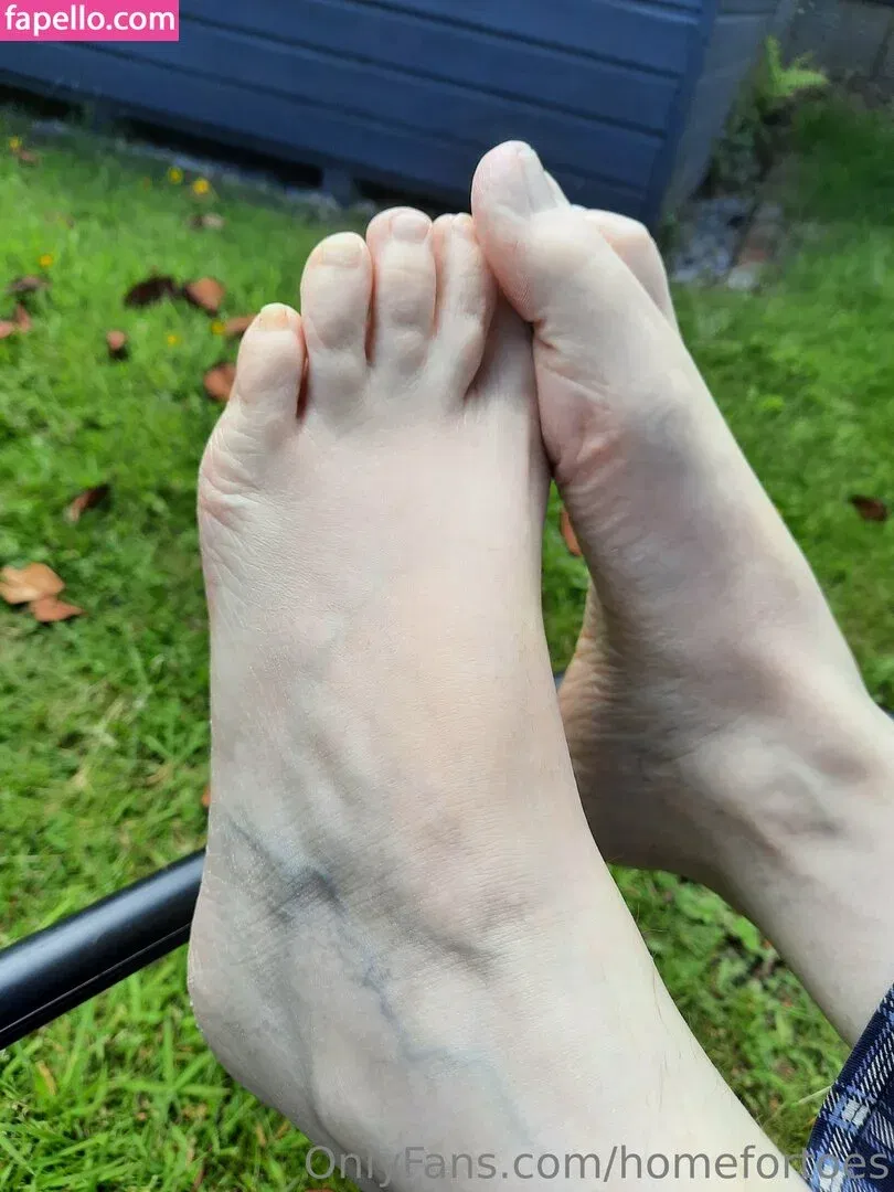 homefortoes Onlyfans Photo Gallery 