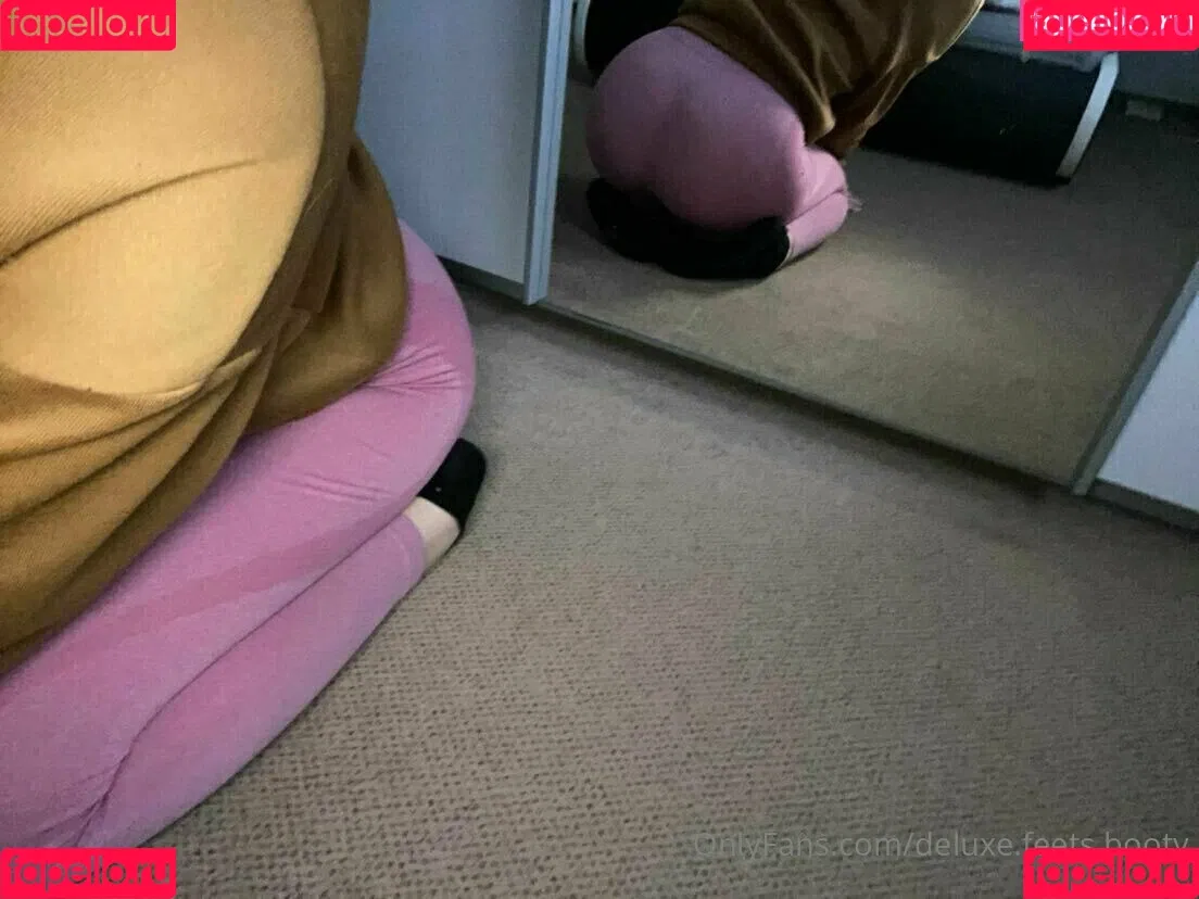 deluxe.feets.booty Onlyfans Photo Gallery 