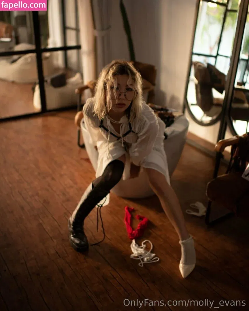 miwallbank Onlyfans Photo Gallery 