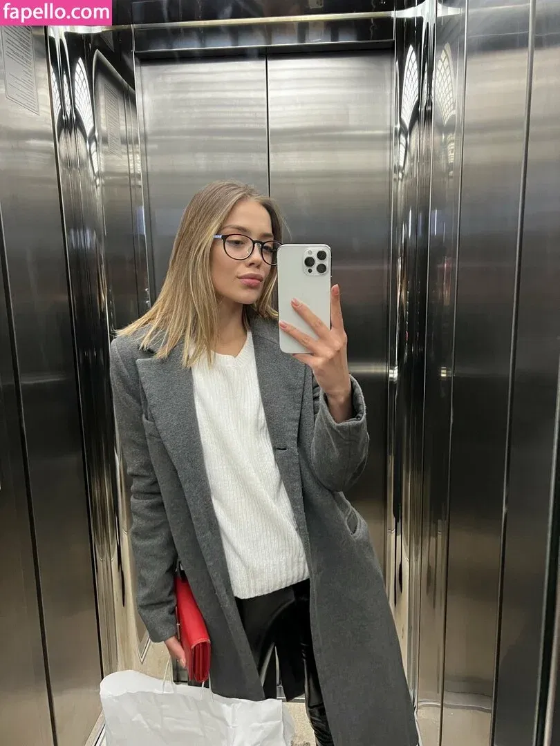 miwallbank Onlyfans Photo Gallery 