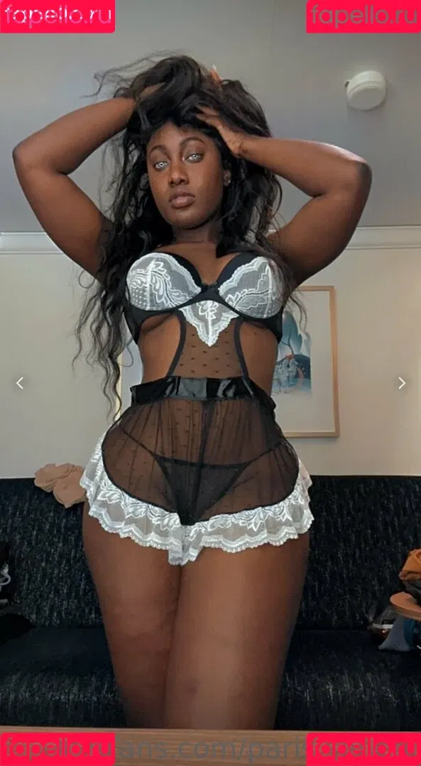 Paris.Senpai Onlyfans Photo Gallery 