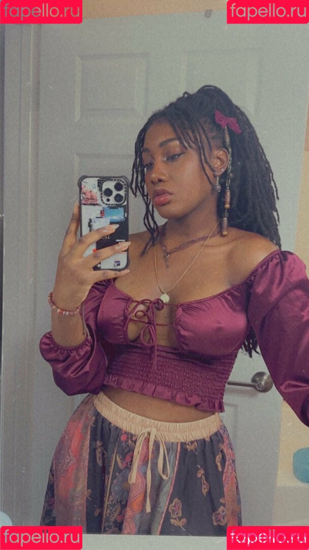 Paris.Senpai Onlyfans Photo Gallery 