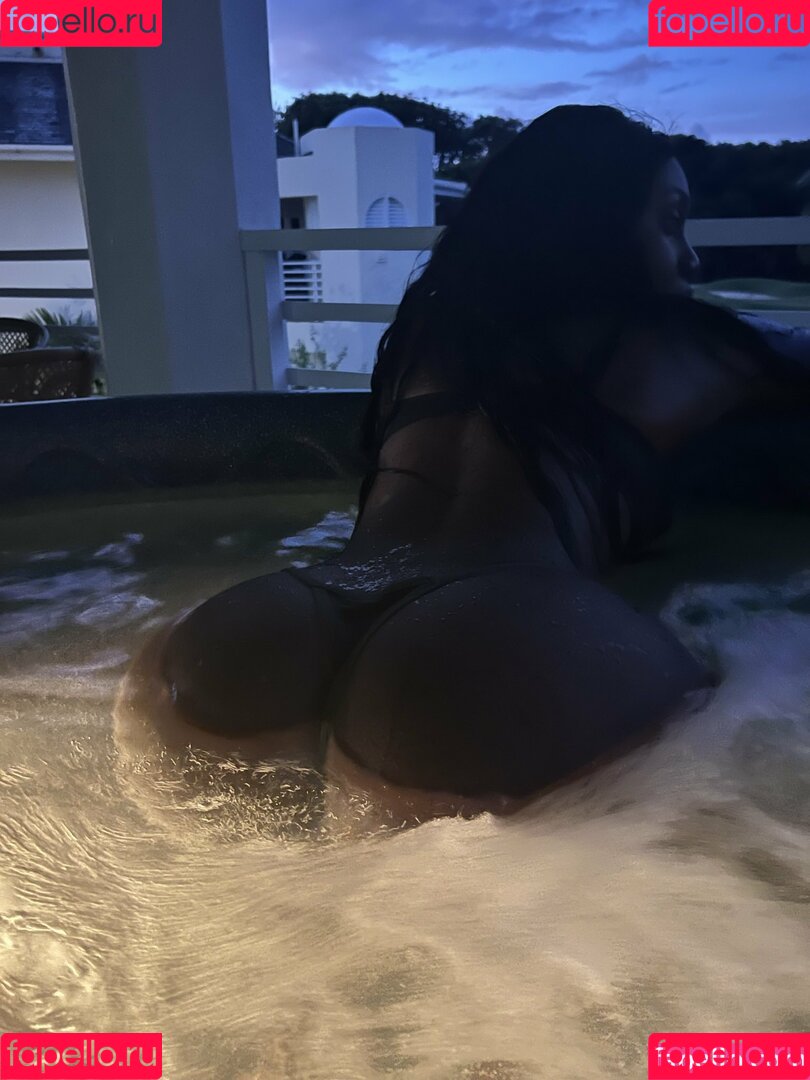 Paris.Senpai Onlyfans Photo Gallery 