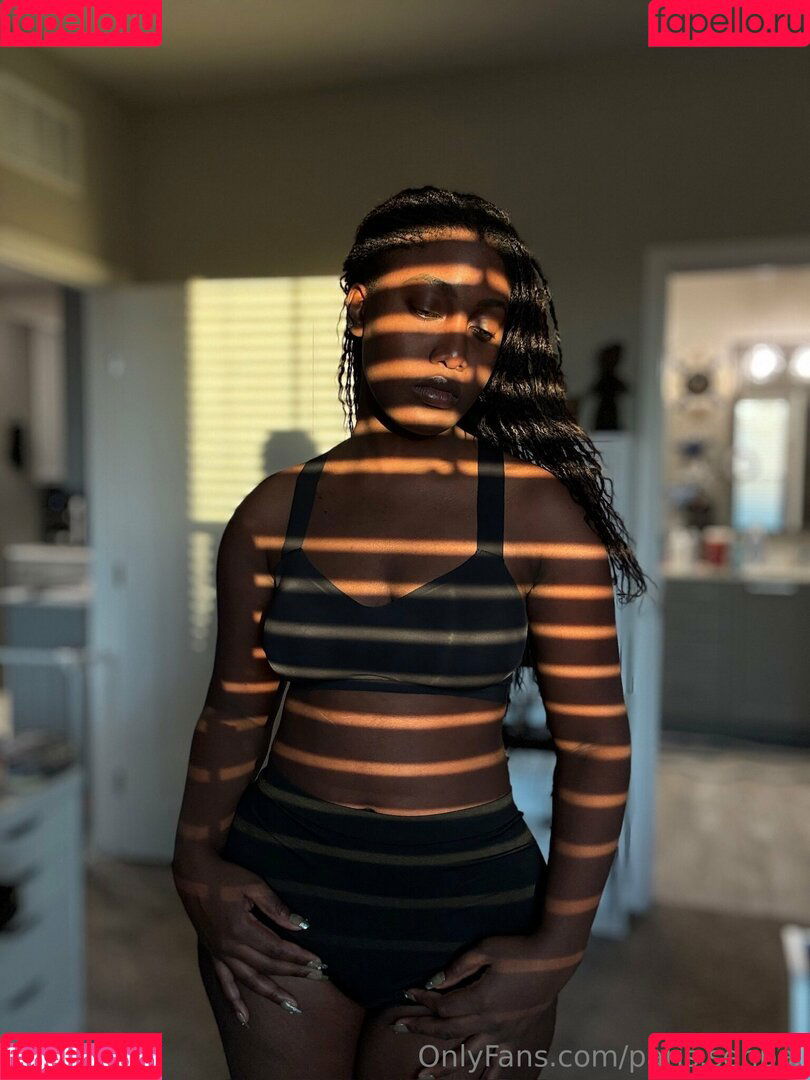 Paris.Senpai Onlyfans Photo Gallery 