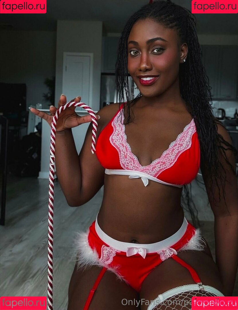 Paris.Senpai Onlyfans Photo Gallery 