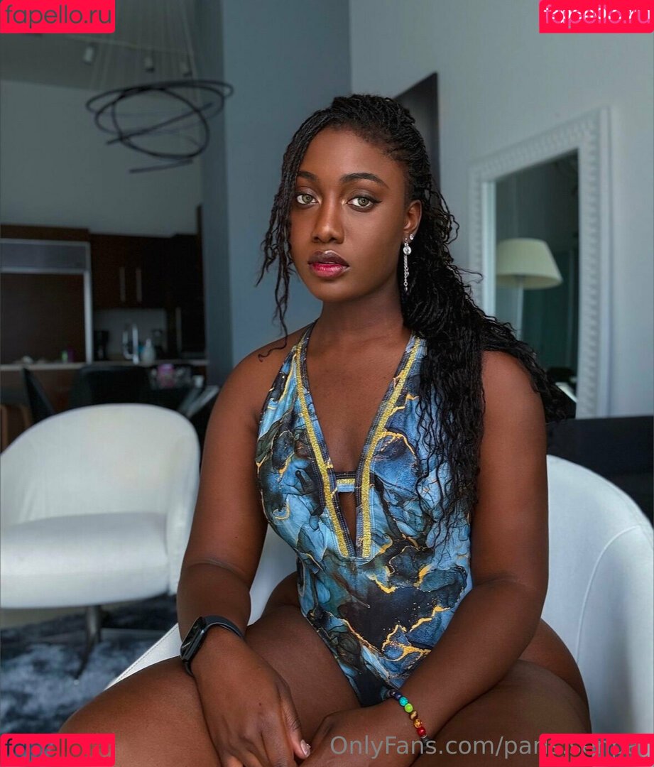 Paris.Senpai Onlyfans Photo Gallery 