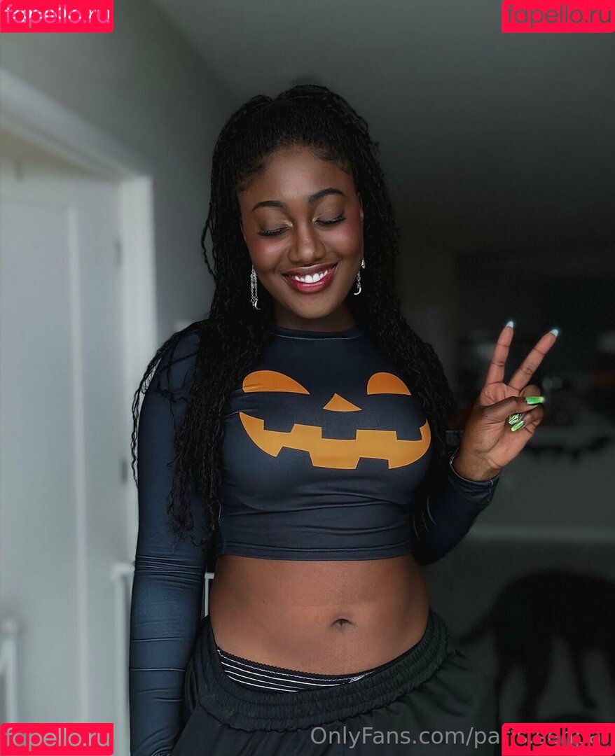 Paris.Senpai Onlyfans Photo Gallery 