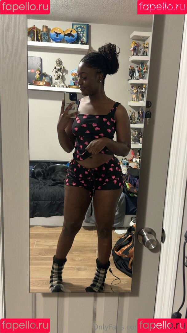 Paris.Senpai Onlyfans Photo Gallery 