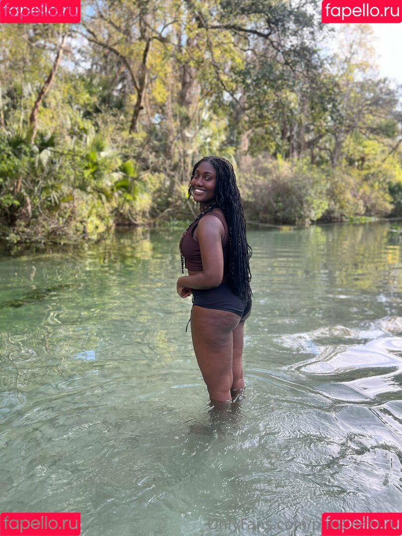 Paris.Senpai Onlyfans Photo Gallery 