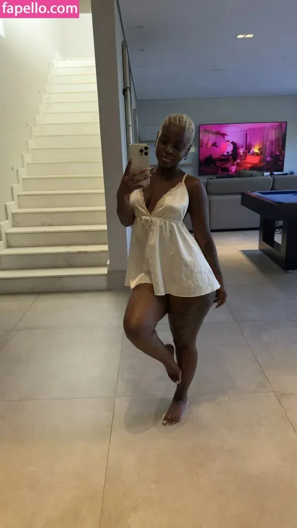 Poliana Ferreira Onlyfans Photo Gallery 