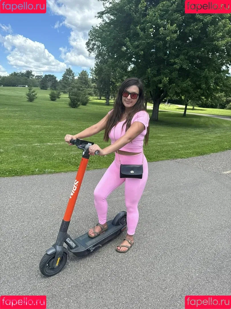 Barefootmamamn Onlyfans Photo Gallery 