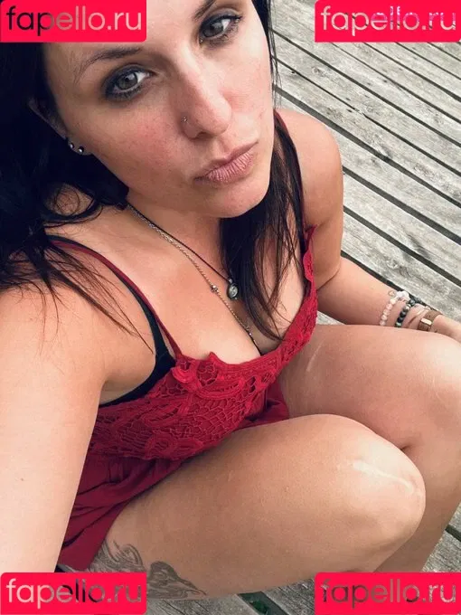 Barefootmamamn Onlyfans Photo Gallery 
