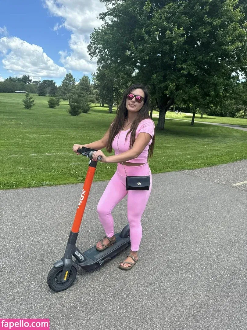 Barefootmamamn Onlyfans Photo Gallery 