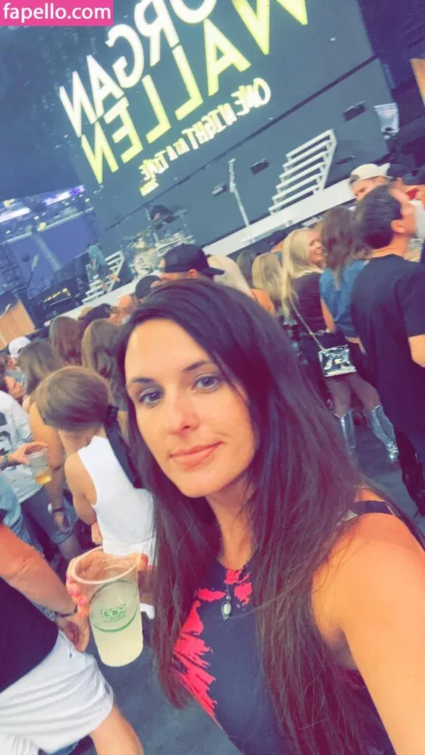 Barefootmamamn Onlyfans Photo Gallery 