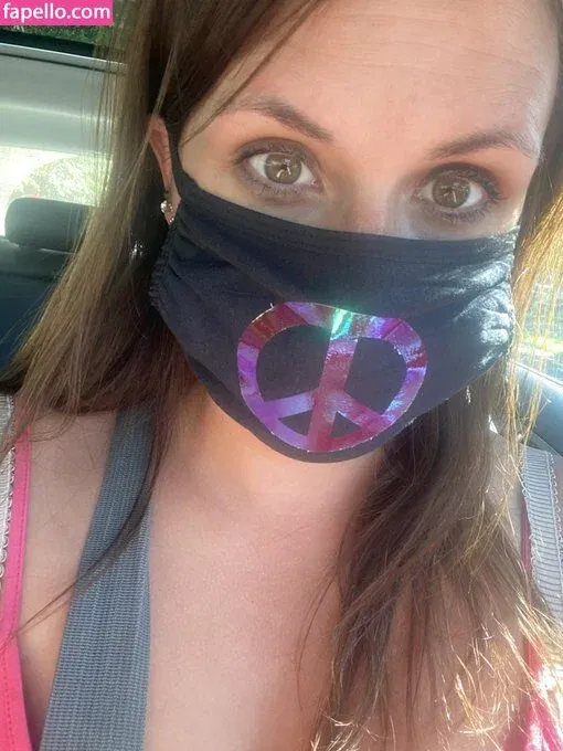 Barefootmamamn Onlyfans Photo Gallery 