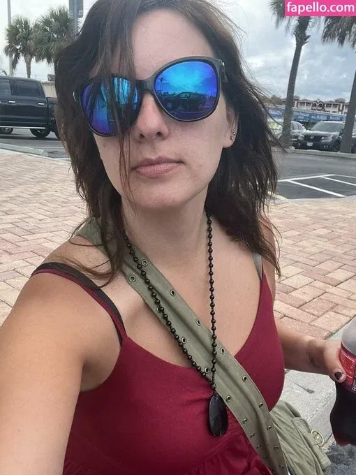 Barefootmamamn Onlyfans Photo Gallery 