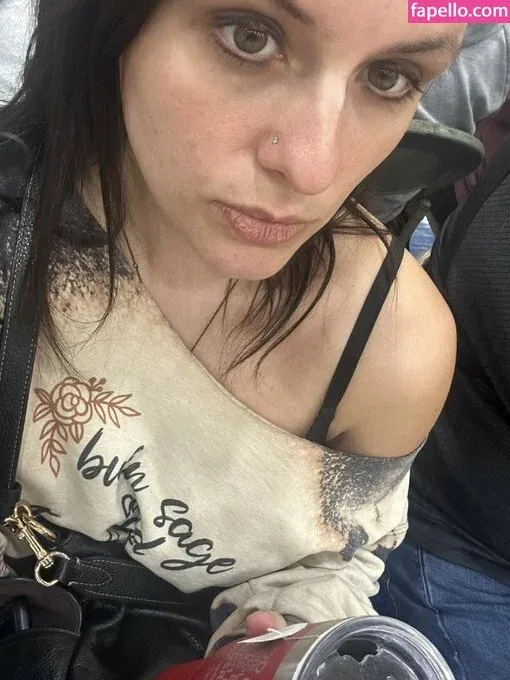 Barefootmamamn Onlyfans Photo Gallery 