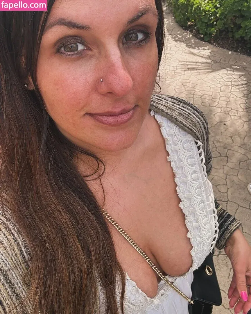 Barefootmamamn Onlyfans Photo Gallery 