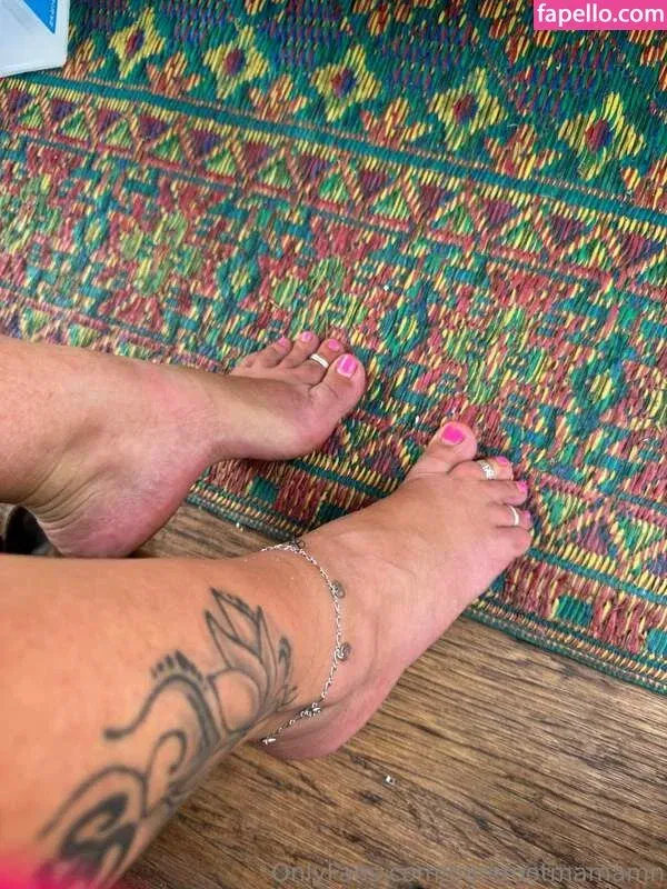 Barefootmamamn Onlyfans Photo Gallery 