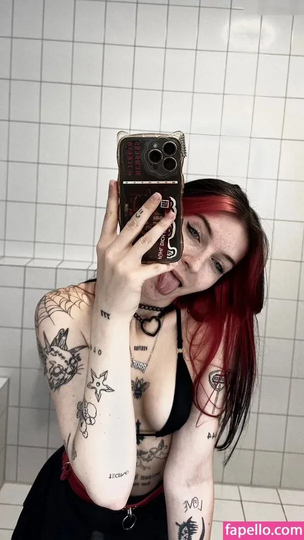 littlebllkkitty Onlyfans Photo Gallery 