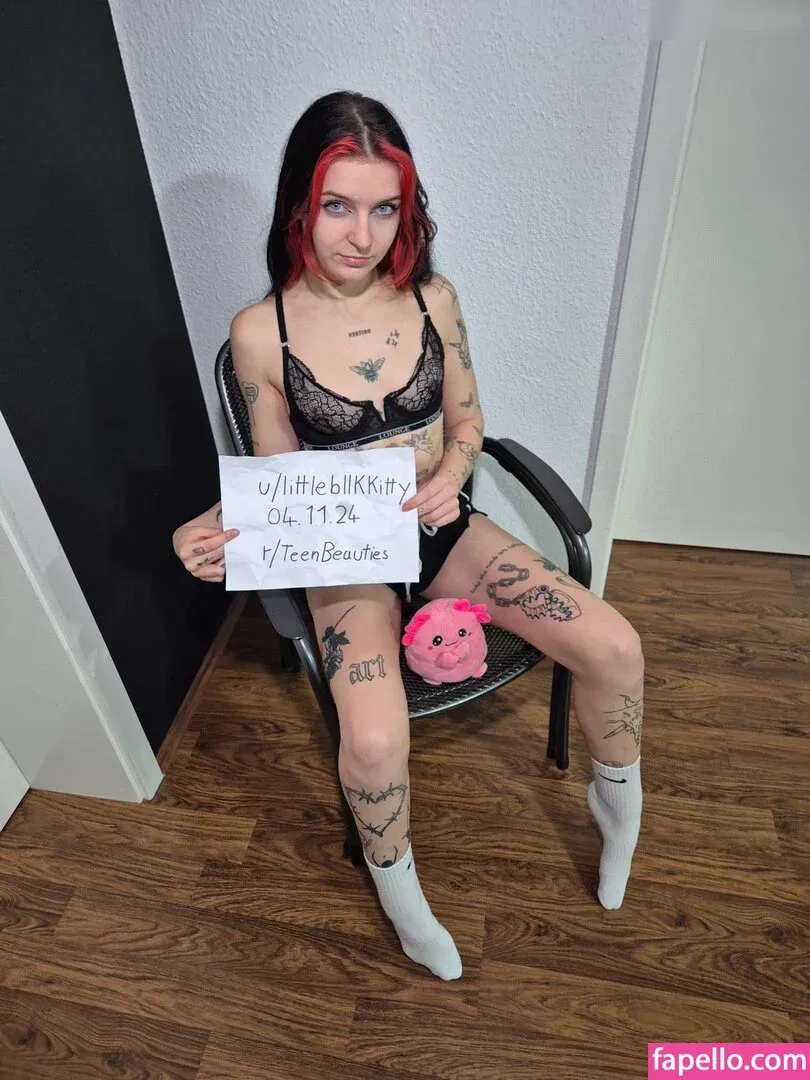 littlebllkkitty Onlyfans Photo Gallery 