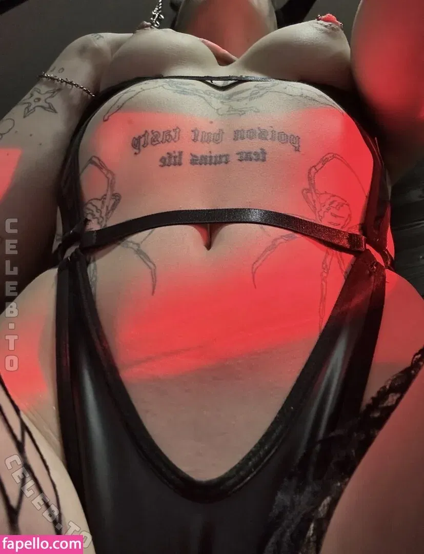 littlebllkkitty Onlyfans Photo Gallery 