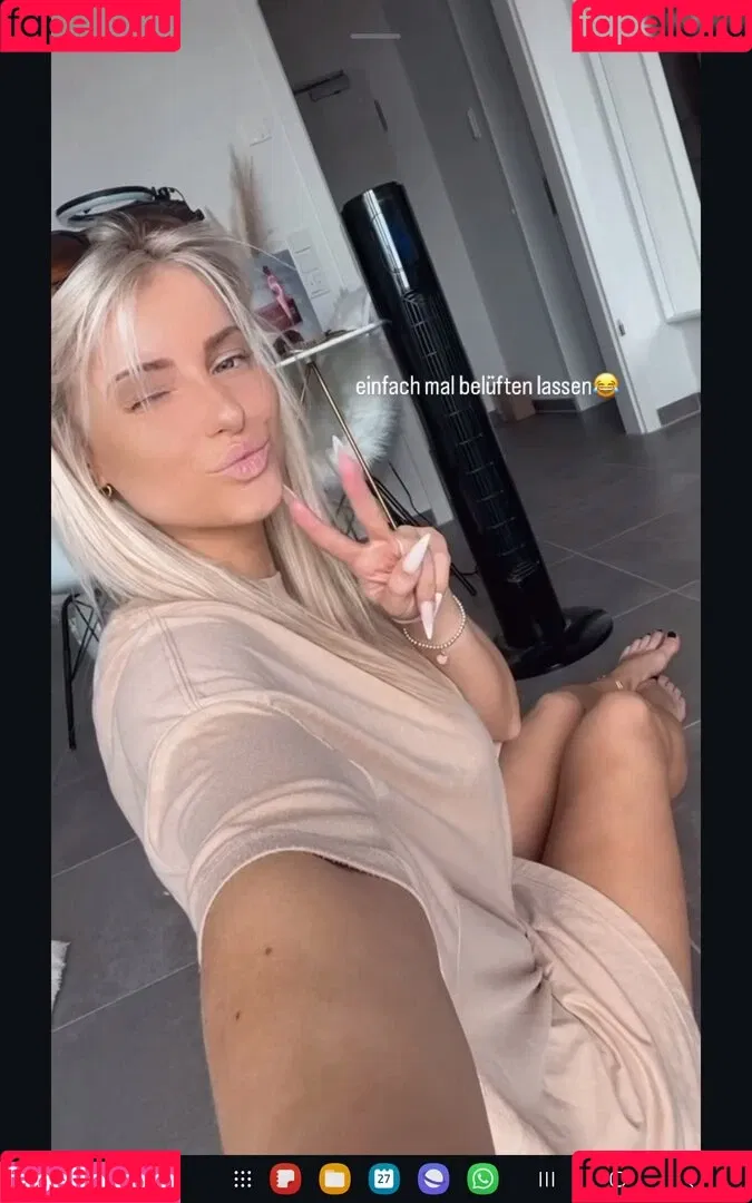 Stefanie Sutton Onlyfans Photo Gallery 
