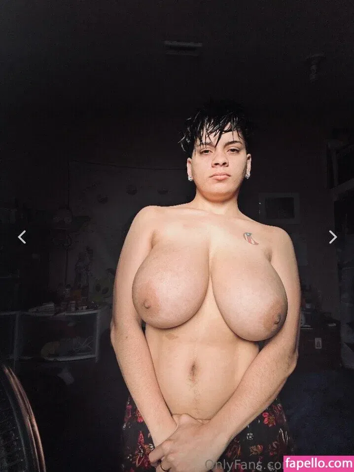 Venuz20 Onlyfans Photo Gallery 