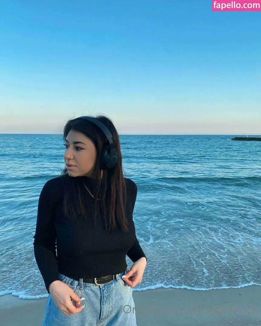 vickiblack Onlyfans Photo Gallery 