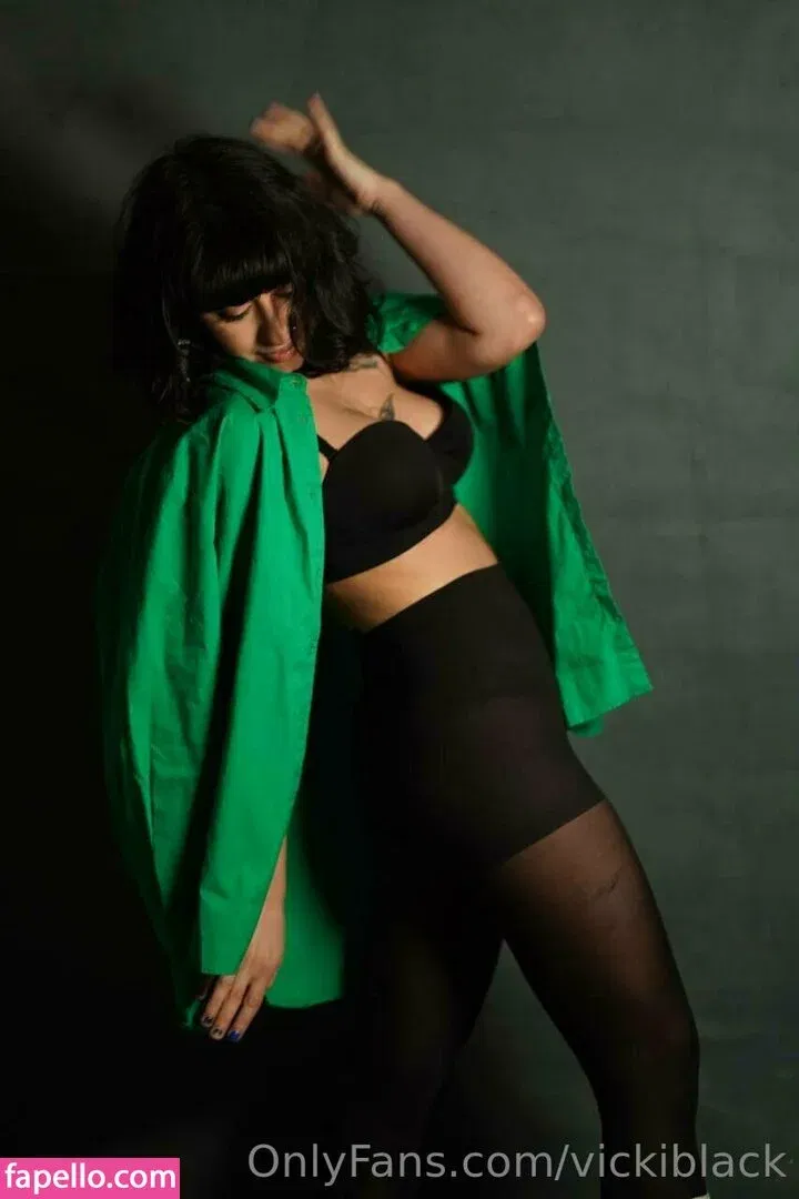 vickiblack Onlyfans Photo Gallery 