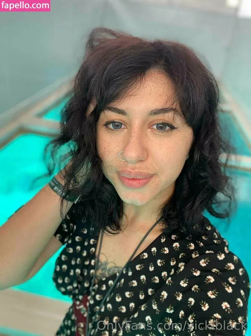 vickiblack Onlyfans Photo Gallery 