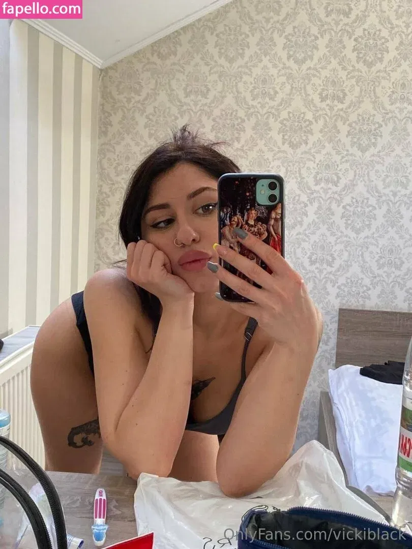 vickiblack Onlyfans Photo Gallery 
