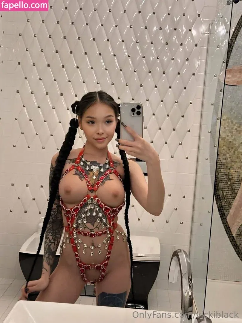 vickiblack Onlyfans Photo Gallery 