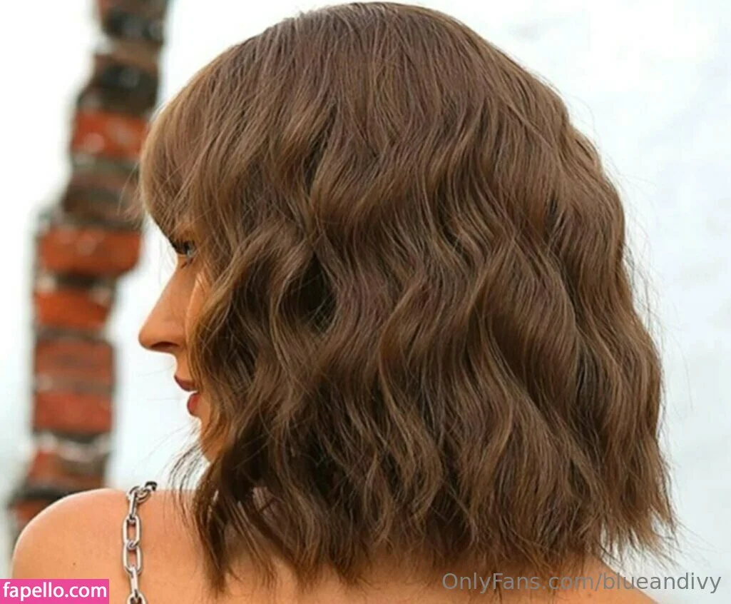 blueandivy Onlyfans Photo Gallery 