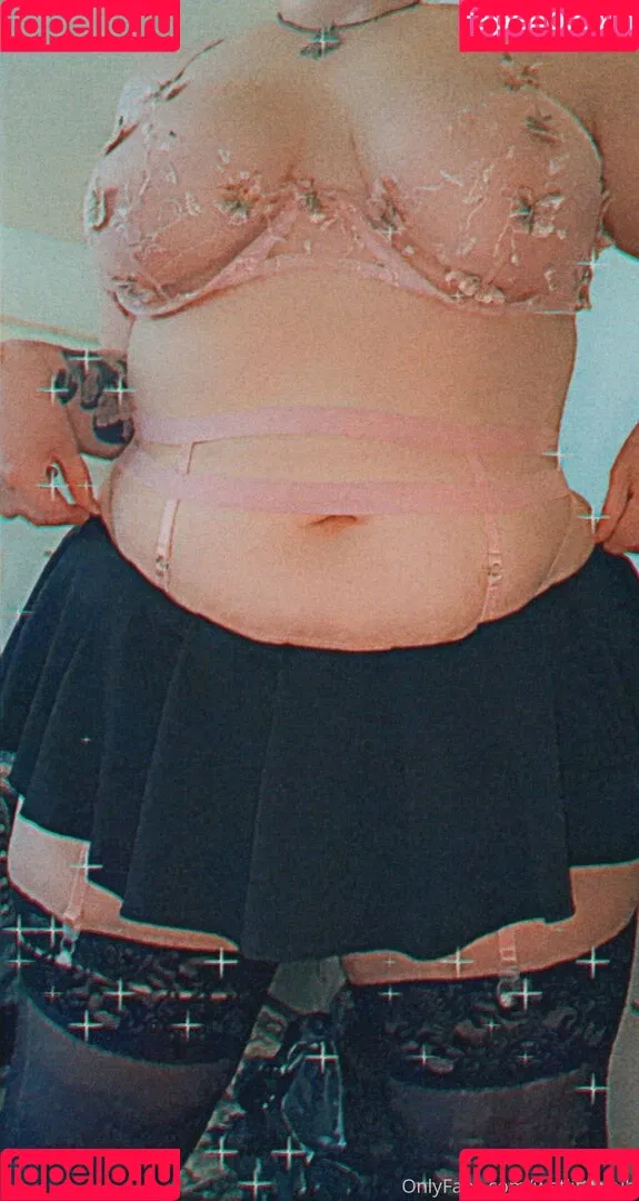 wetlittlesub Onlyfans Photo Gallery 