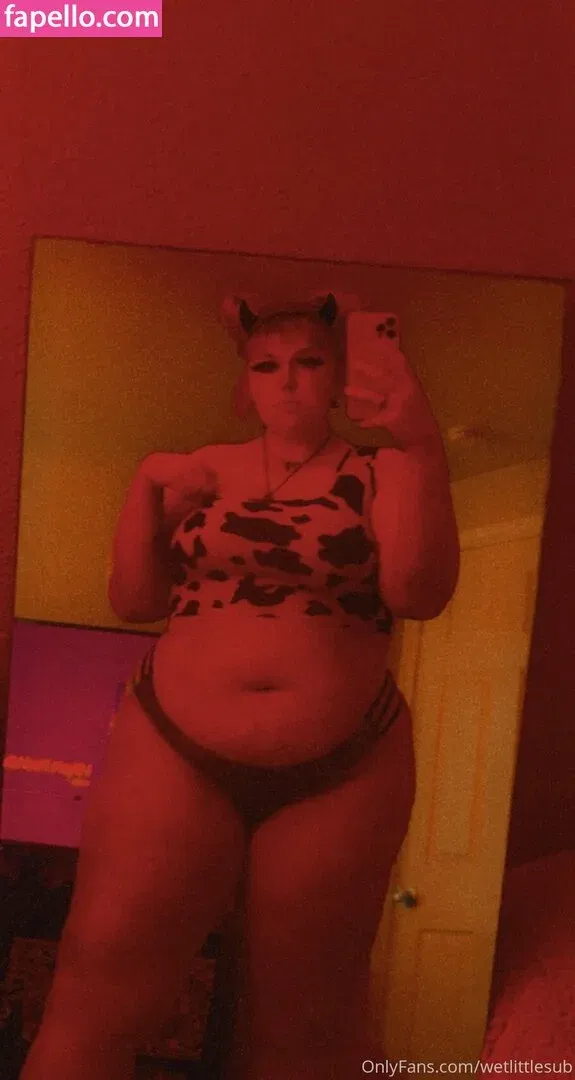 wetlittlesub Onlyfans Photo Gallery 